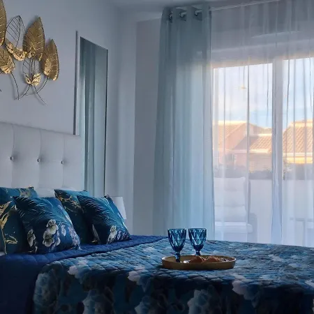 W Hiszpanii, W Rezydencji Bali Apartamento